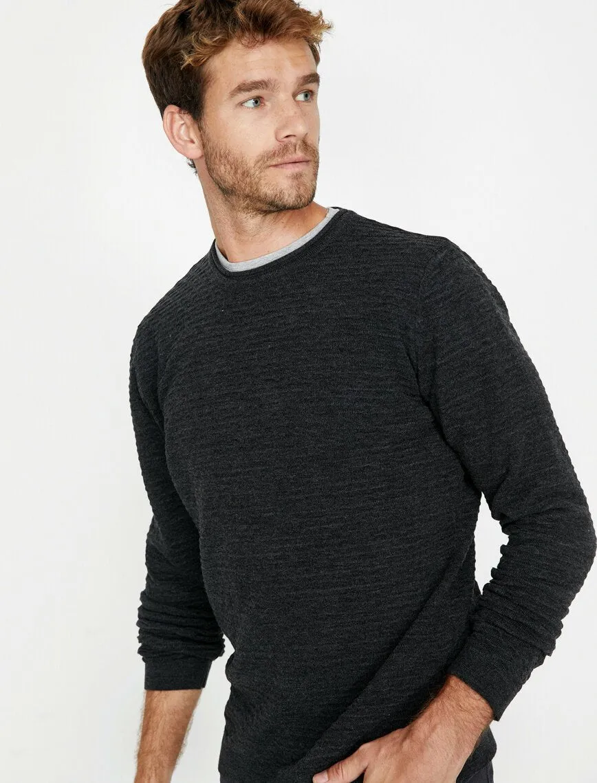 17374 Anthracite Patterned Jumper