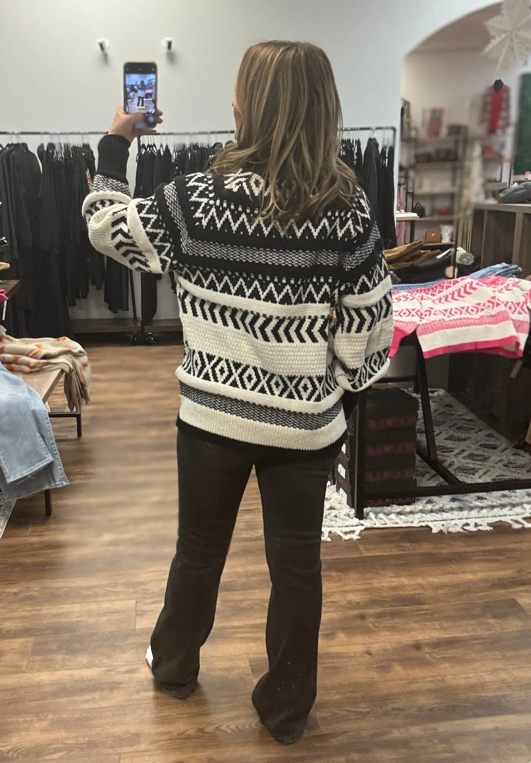 Aztec Patterned Sweater - Black