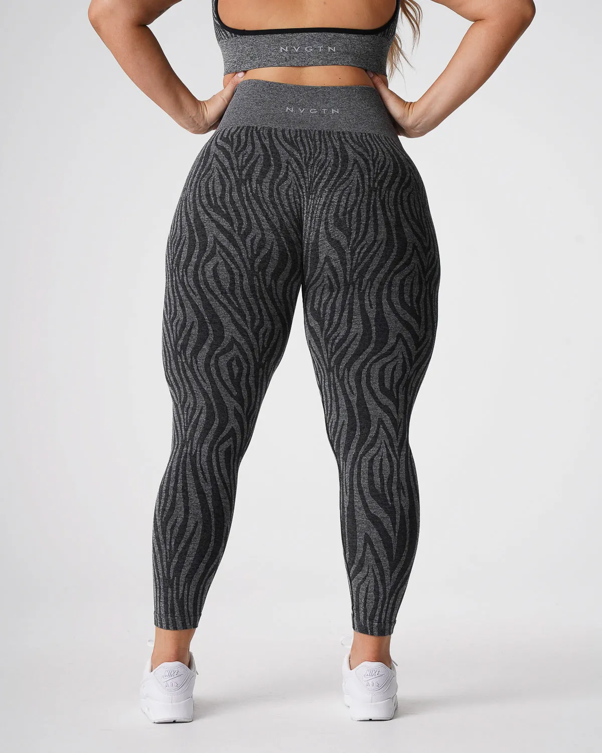 Black Speckled Zebra Seamless Leggings