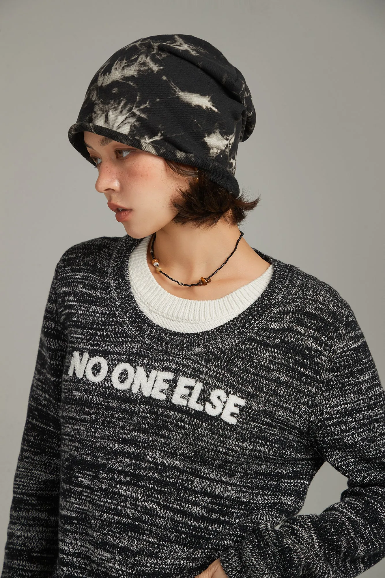 Logo Color Combination Layered Knit Sweater