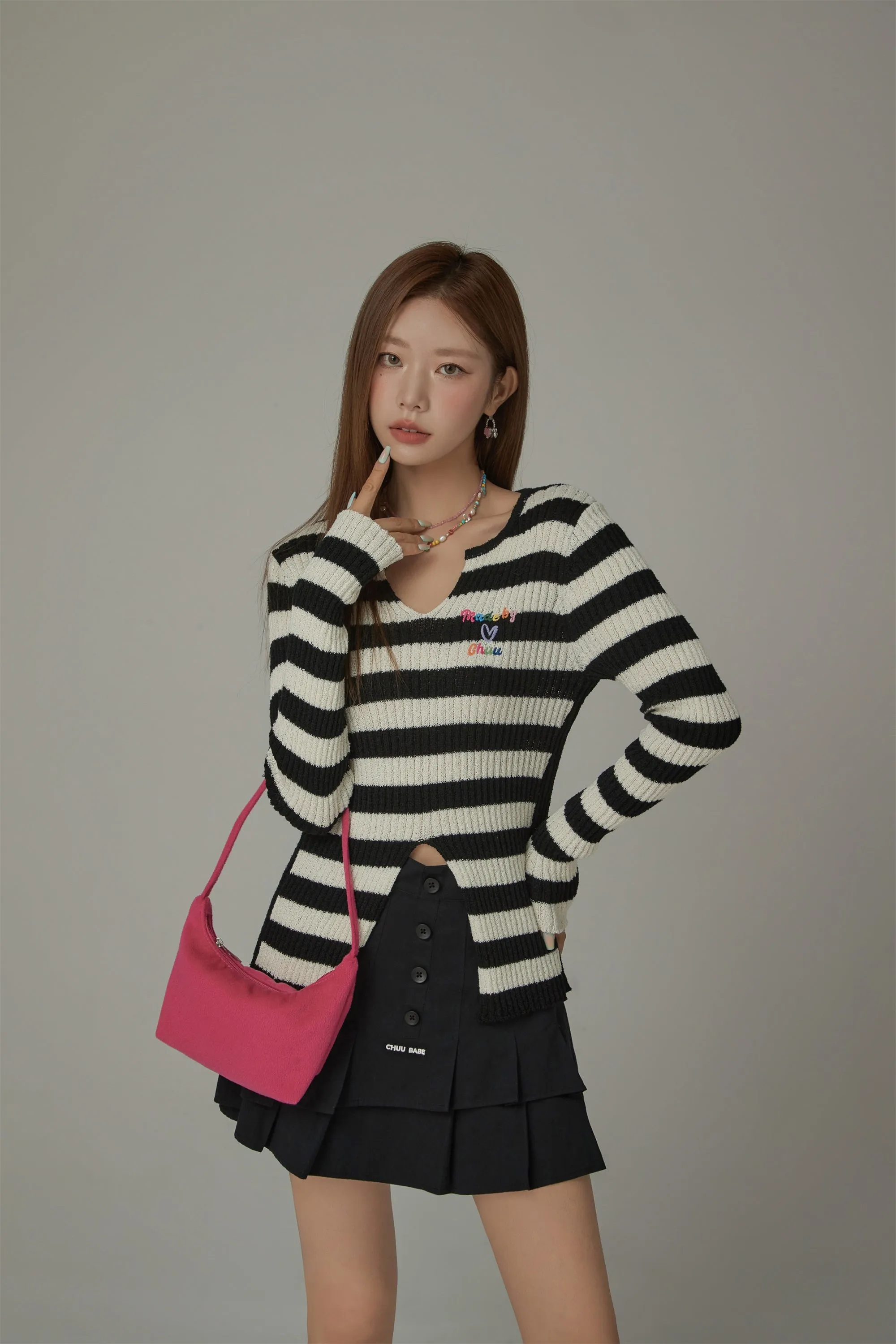 Slit Color Lettering Stripe Knit Sweater