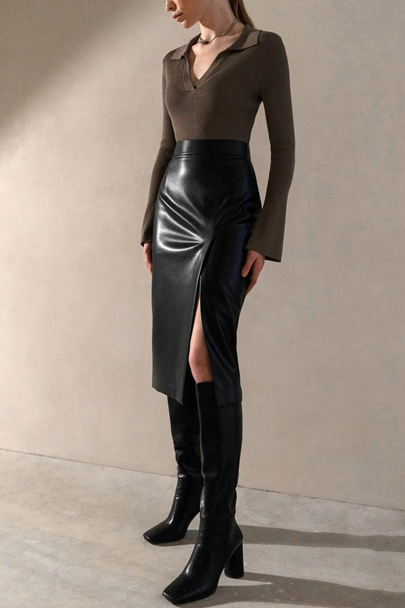 Solid Color High Waist Split Leather Skirt