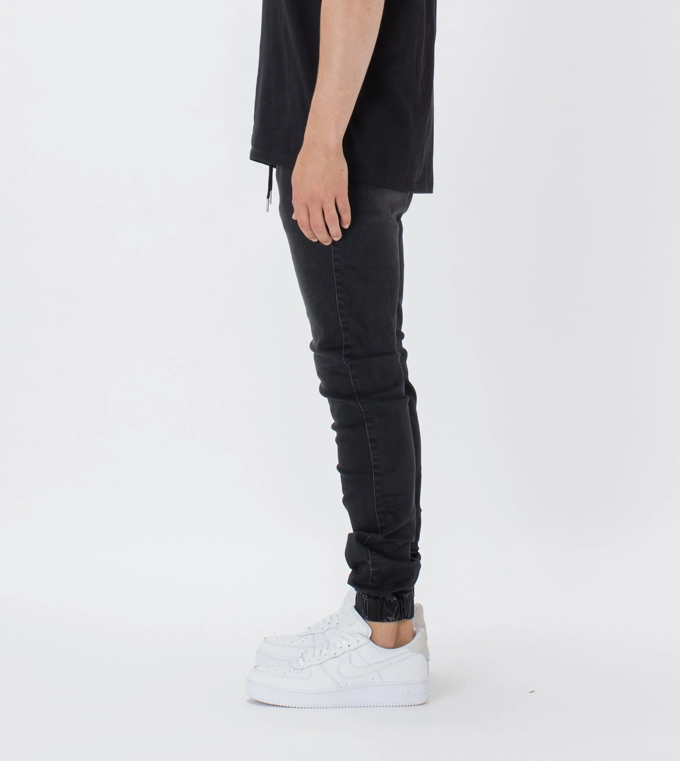 Sureshot Denim Jogger Carbon Black