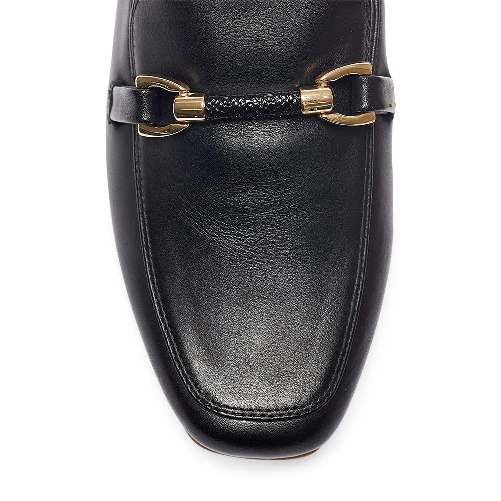 Upton Loafer in Black Leather