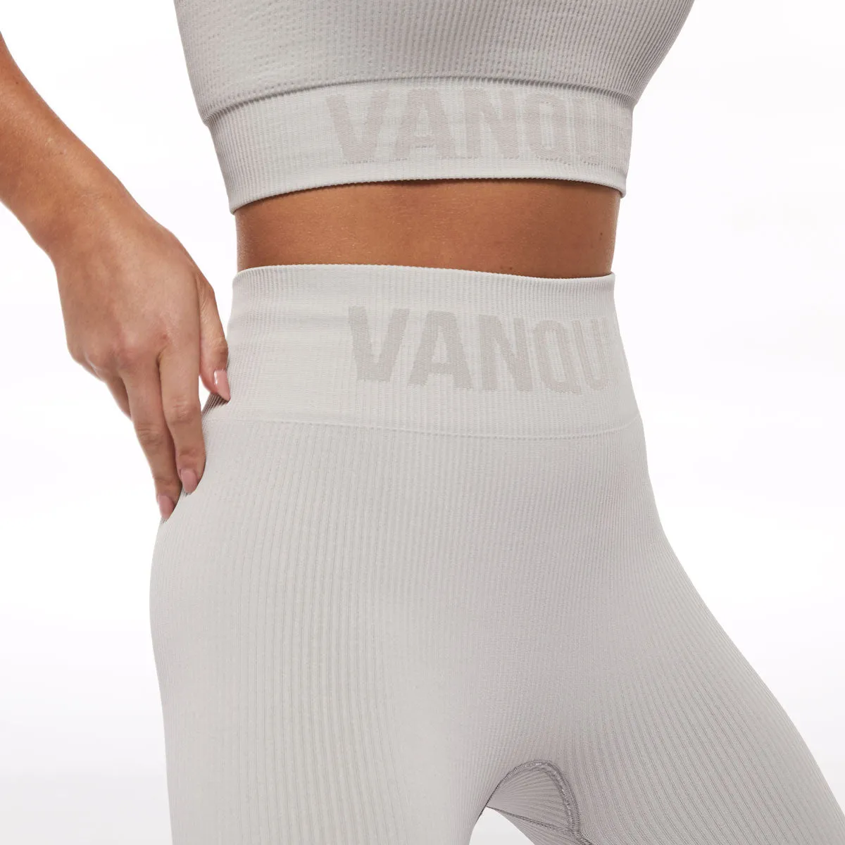 Vanquish Ribbed Light Grey Seamless Leggings